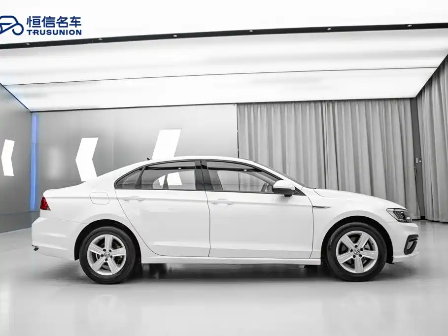 Volkswagen Lamando — миниатюра 4