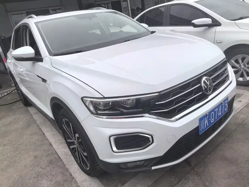Volkswagen T-Roc — миниатюра 2