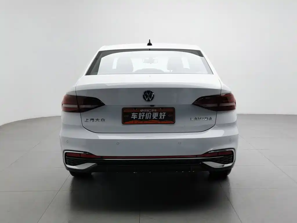 Volkswagen Lavida — миниатюра 4