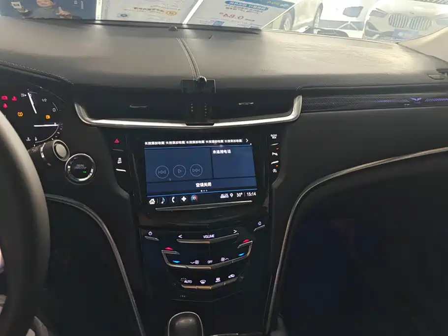 Cadillac XTS — миниатюра 13