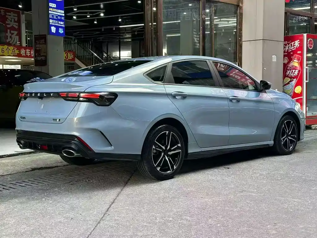 Geely Binrui — миниатюра 15
