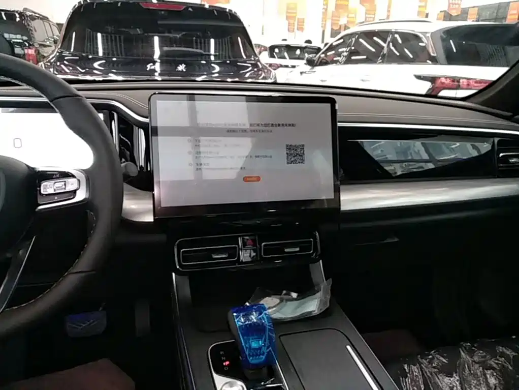 GAC GS8 2025 2.0TGDI Luxury 5 мест