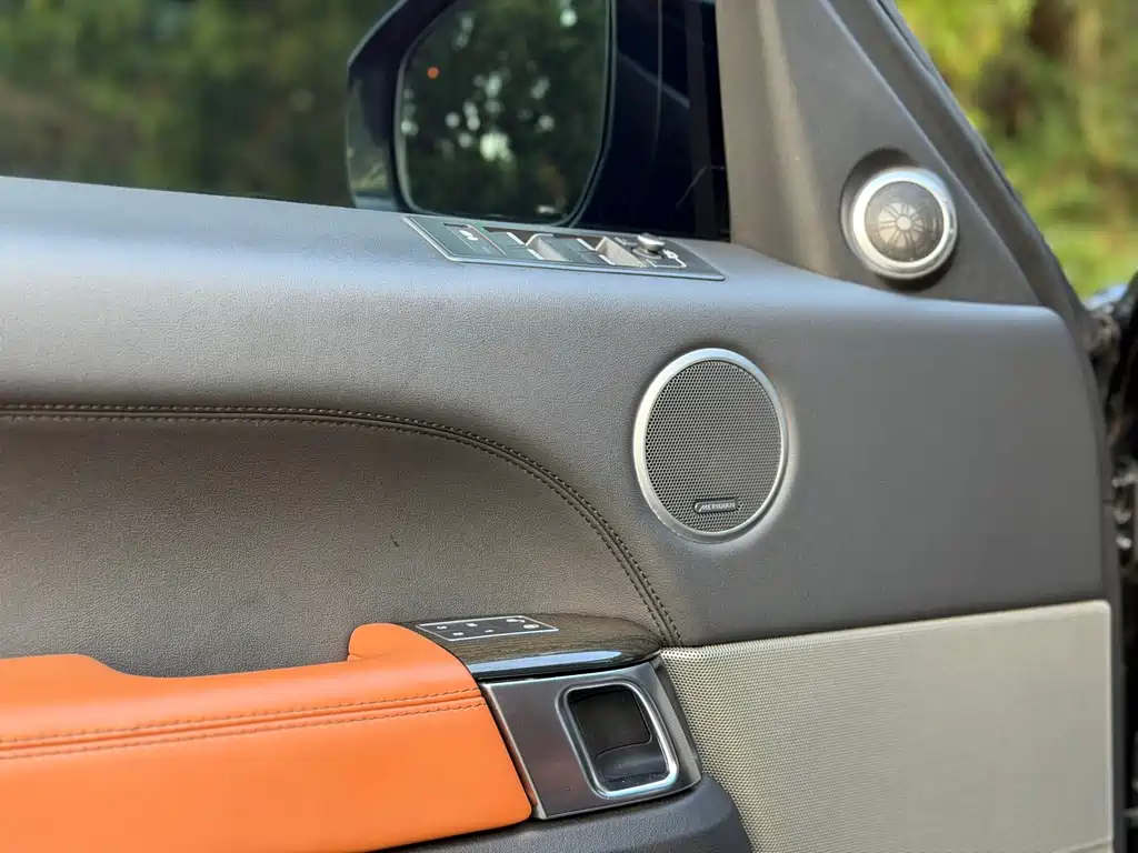 Land Rover Sport — миниатюра 11