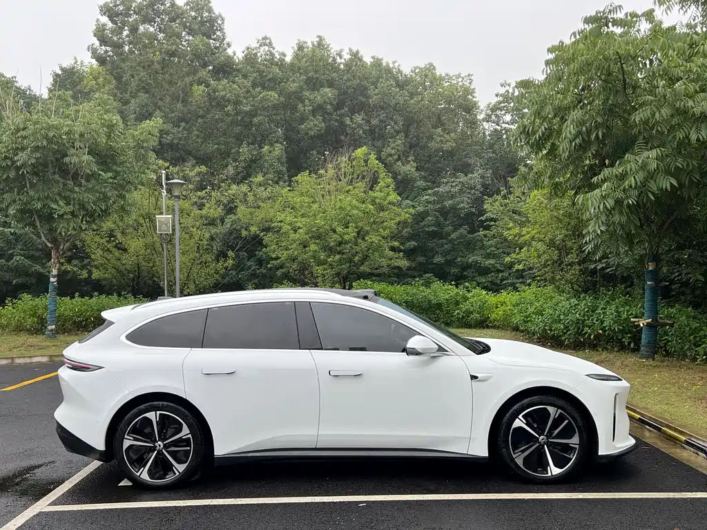 NIO ET5T — миниатюра 17