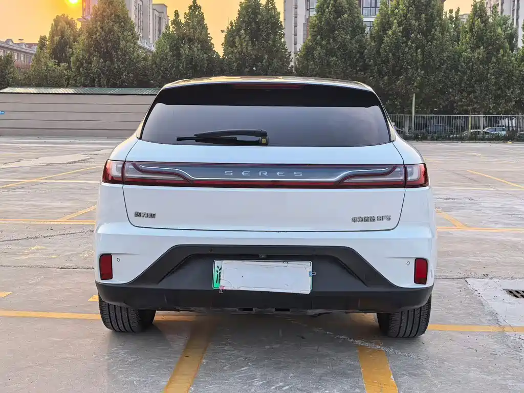 SERES Seres SF5 — миниатюра 8