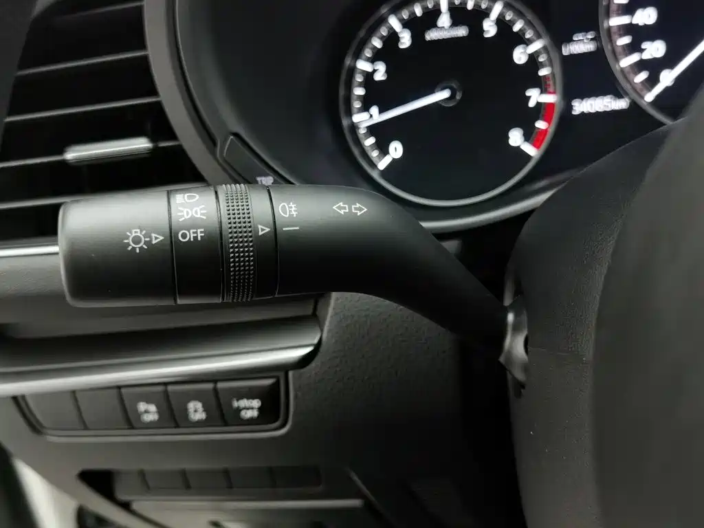 Mazda 3 Axela — миниатюра 21