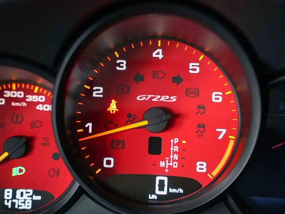 Porsche 911 2018 GT2 RS 3.8T