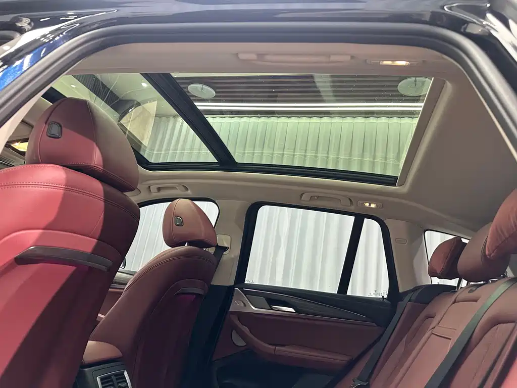 BMW X3 — миниатюра 15
