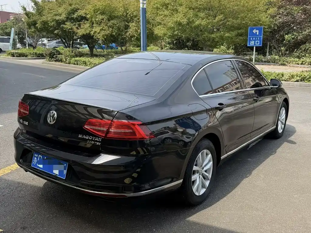 Volkswagen Magotan — миниатюра 3