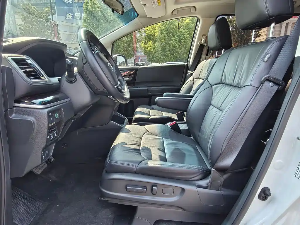 Honda Odyssey — миниатюра 14