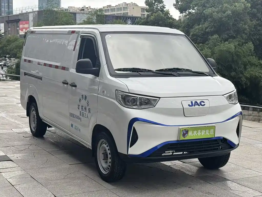 JAC M1