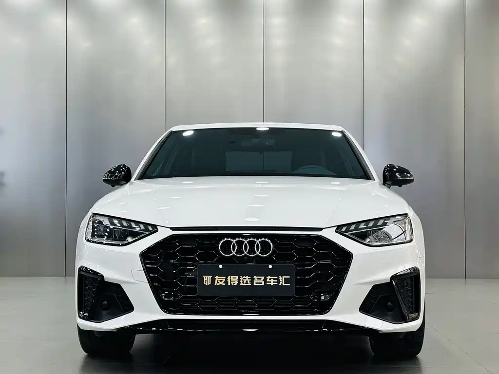 Audi A4L 2024 40 TFSI Luxury