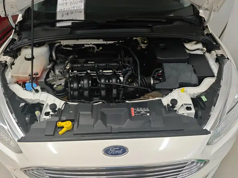 Ford Focus — миниатюра 10