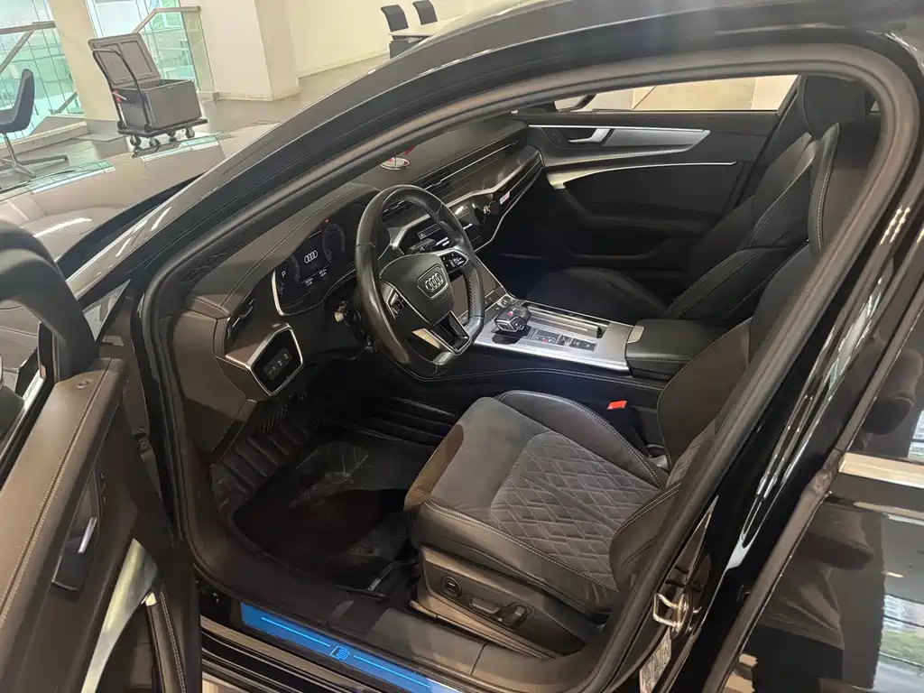 Audi A6L — миниатюра 4