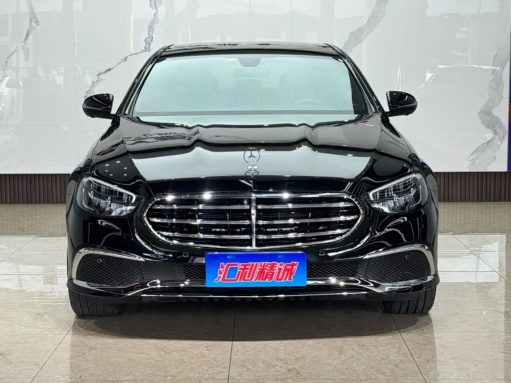 Mercedes-Benz E-Class — миниатюра 2