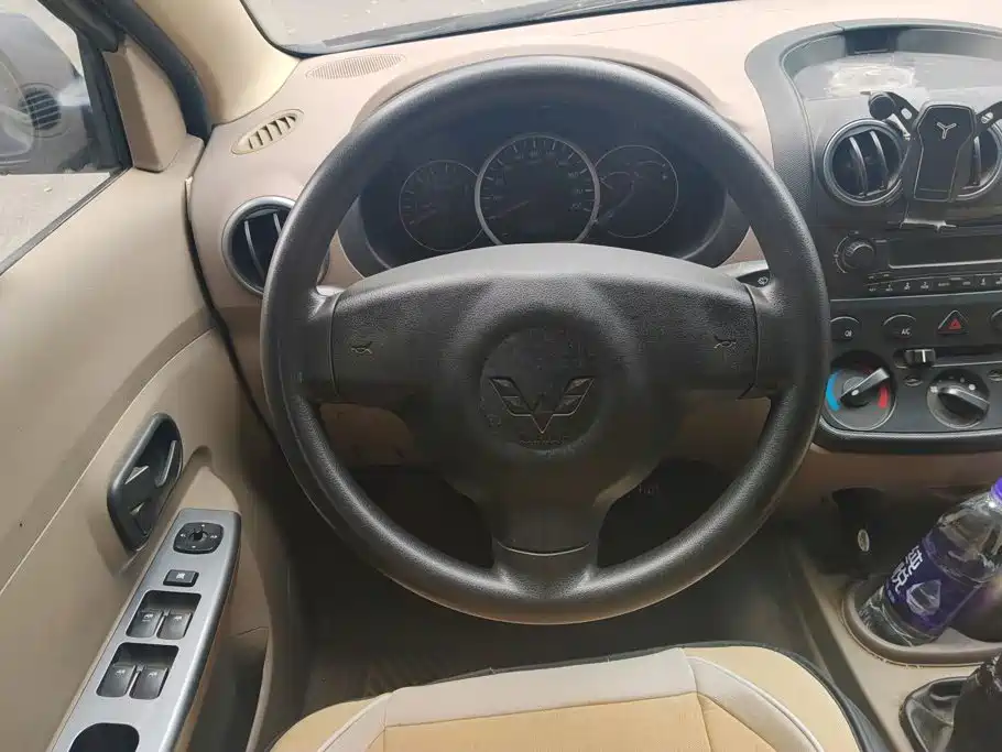 Wuling Hongguang — миниатюра 15