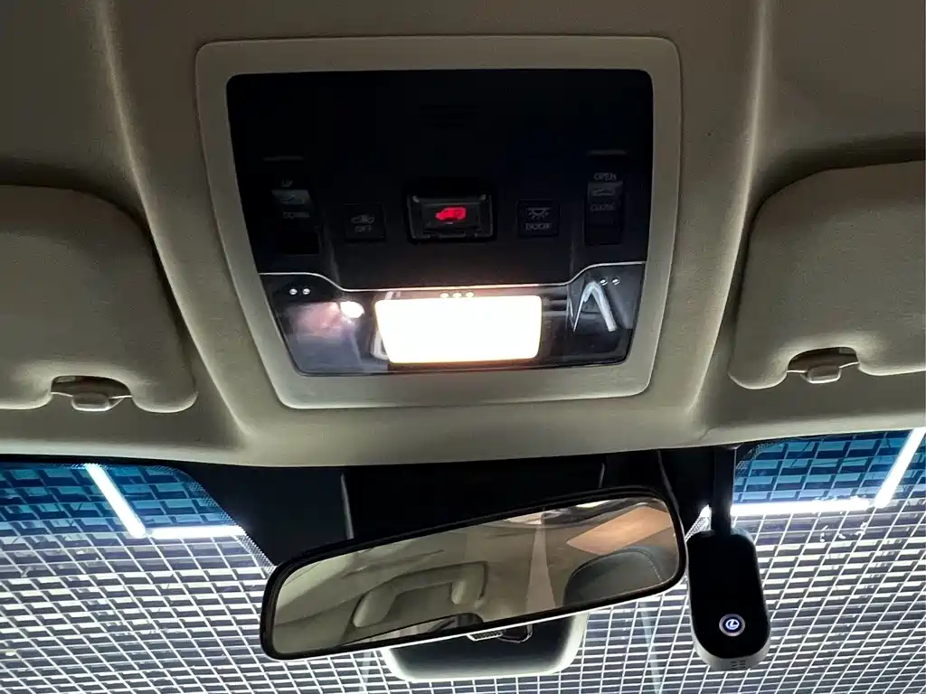 Lexus NX — миниатюра 17