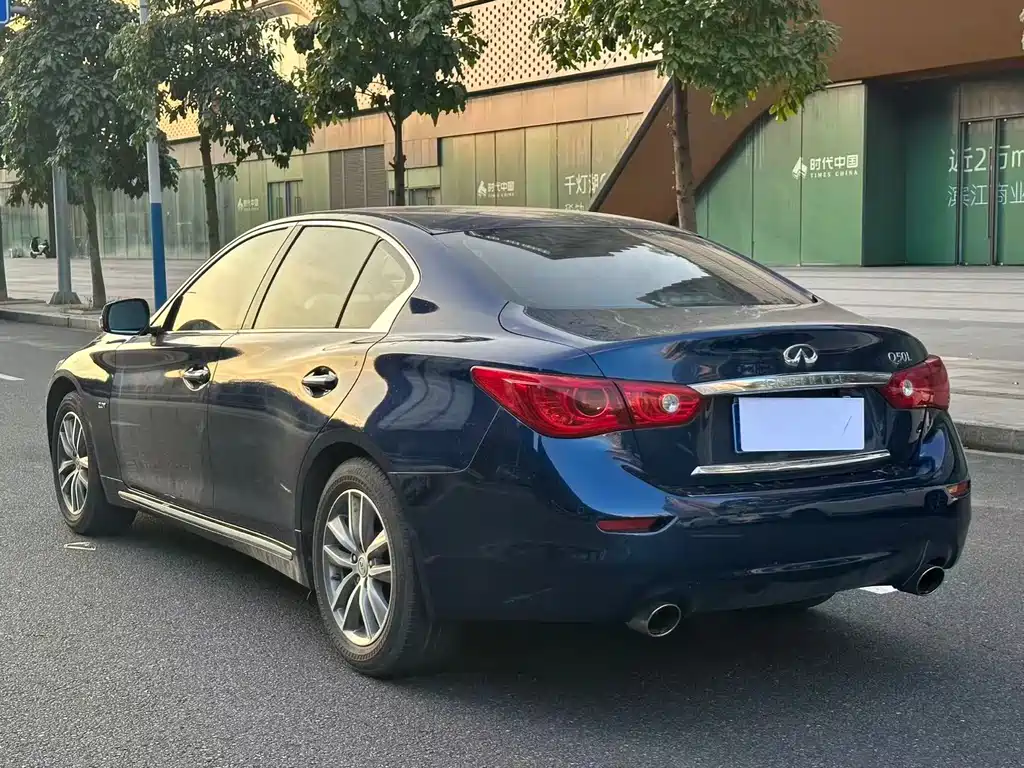 Infiniti Q50L — миниатюра 14