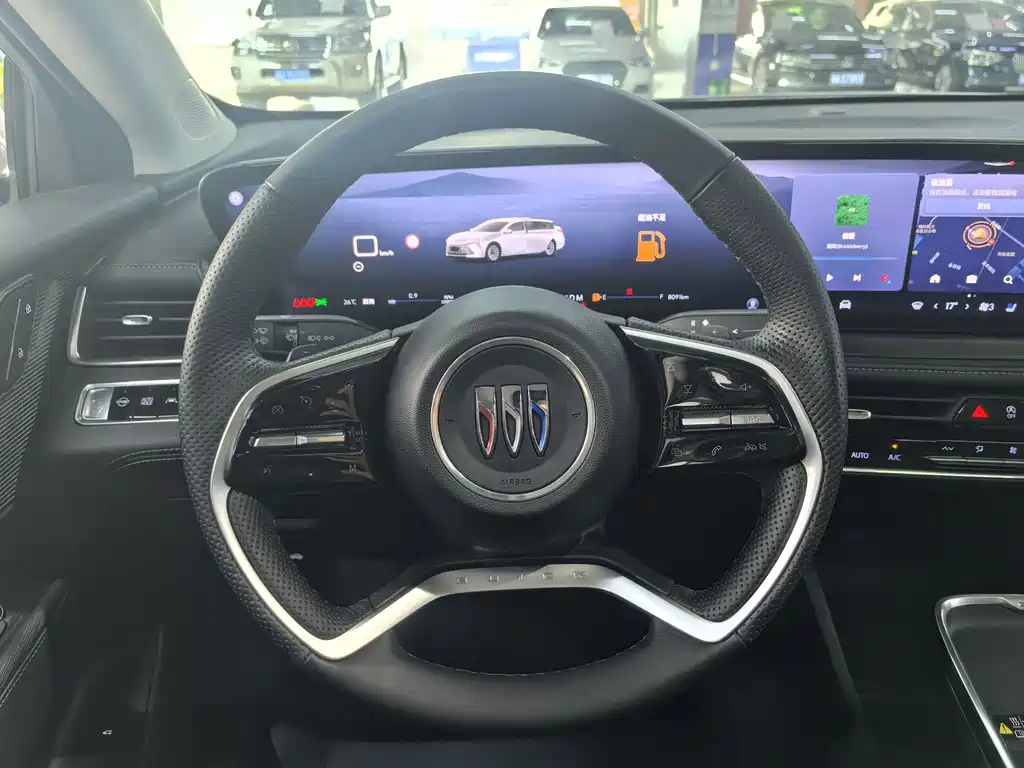 Buick LaCrosse — миниатюра 12