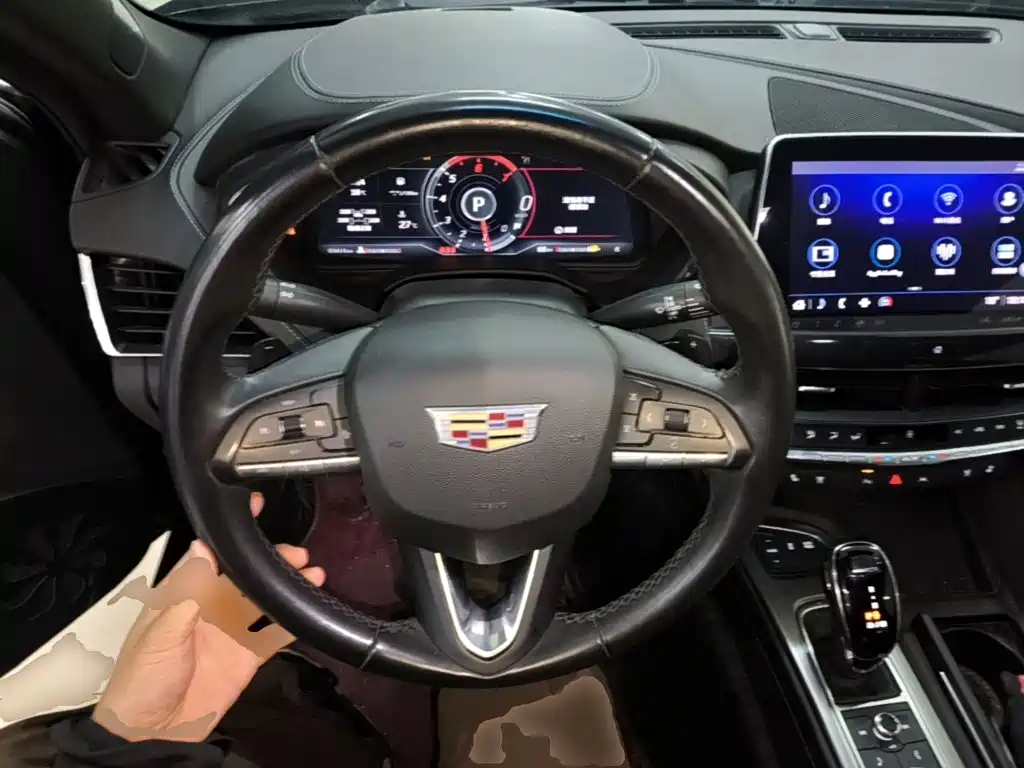 Cadillac CT5 2023 — фото 10