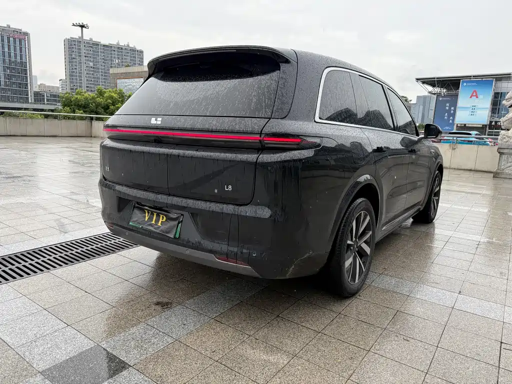 Li Auto L8 2023 Pro