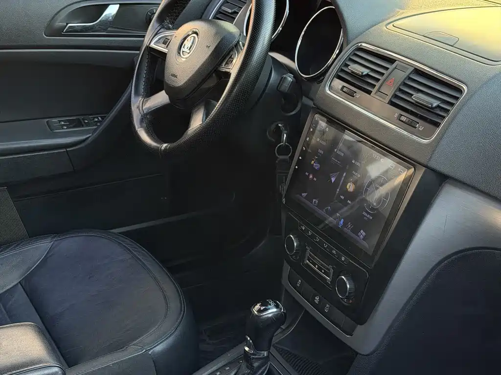 Skoda Yeti — миниатюра 10