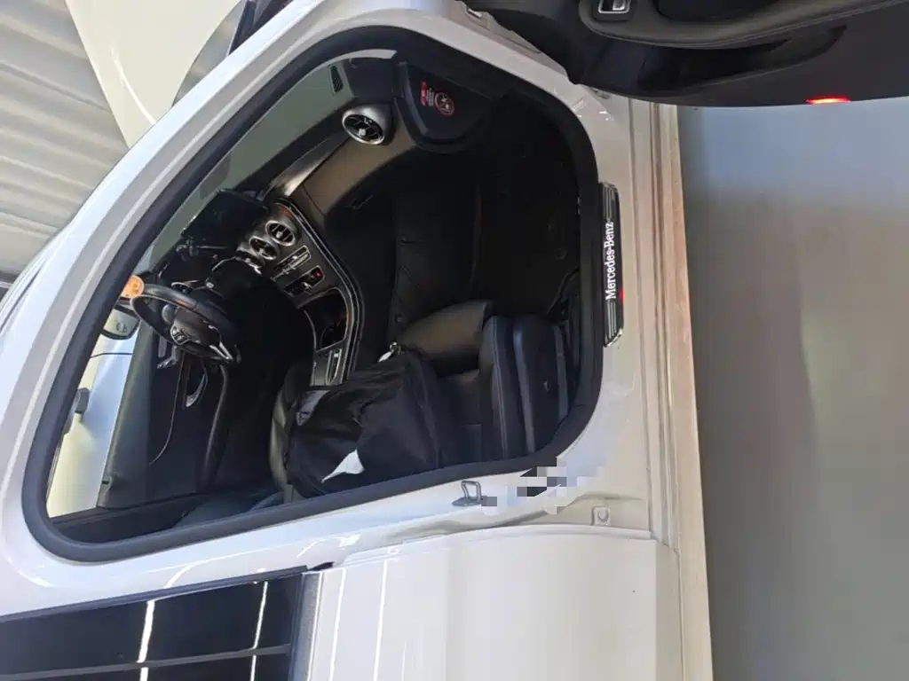 Mercedes-Benz C-Class (Import) — миниатюра 19