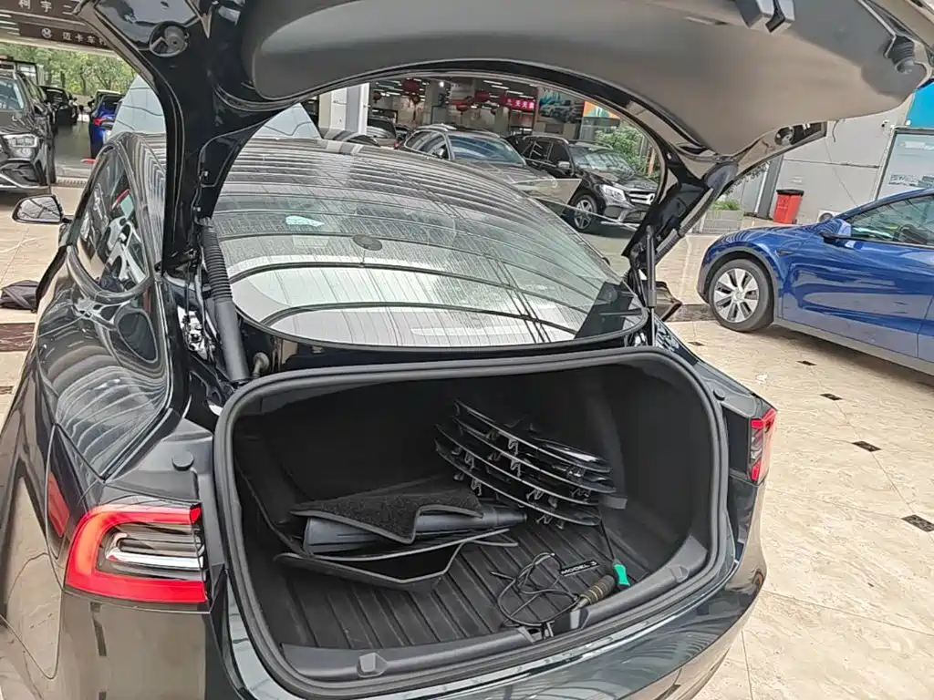 Tesla Model 3 — фотографии объявления, Фото 19