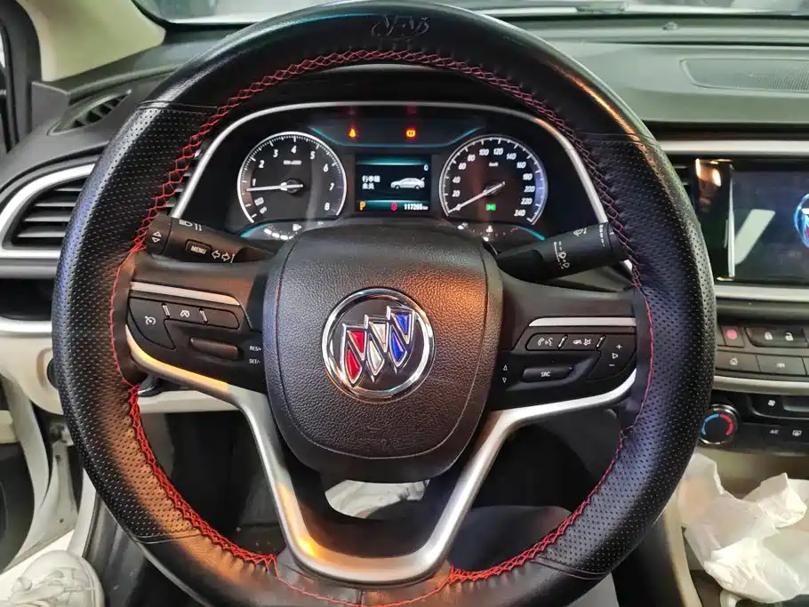 Buick Excelle — миниатюра 15