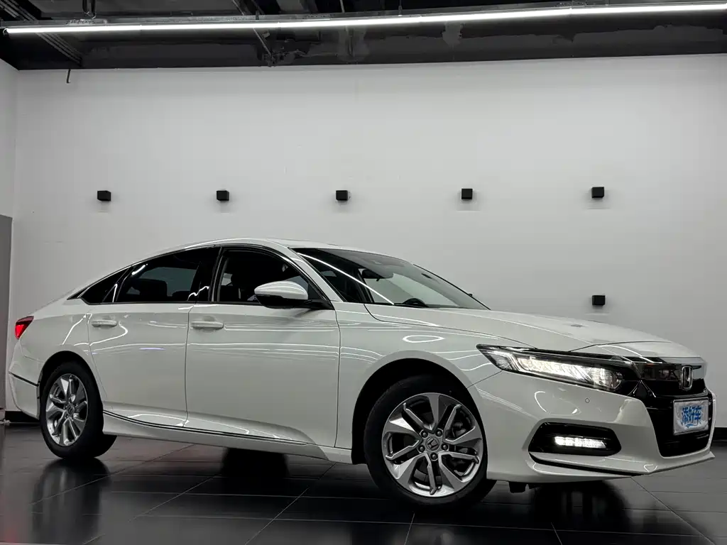 Honda Accord — миниатюра 3