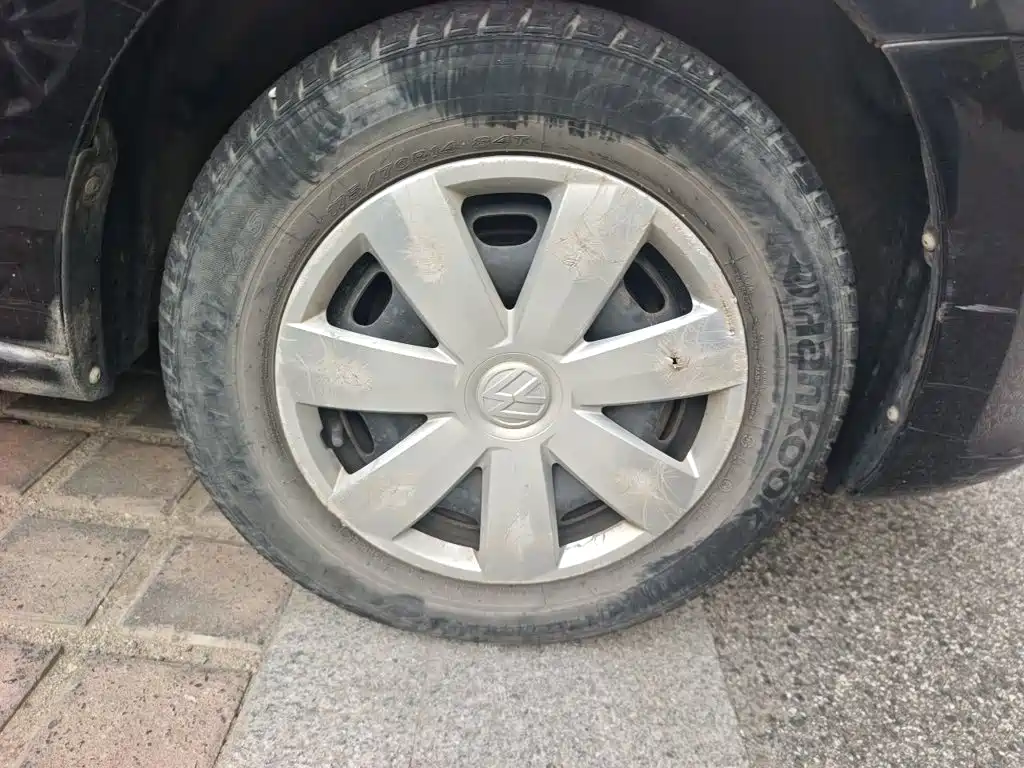 Volkswagen Santana — миниатюра 8