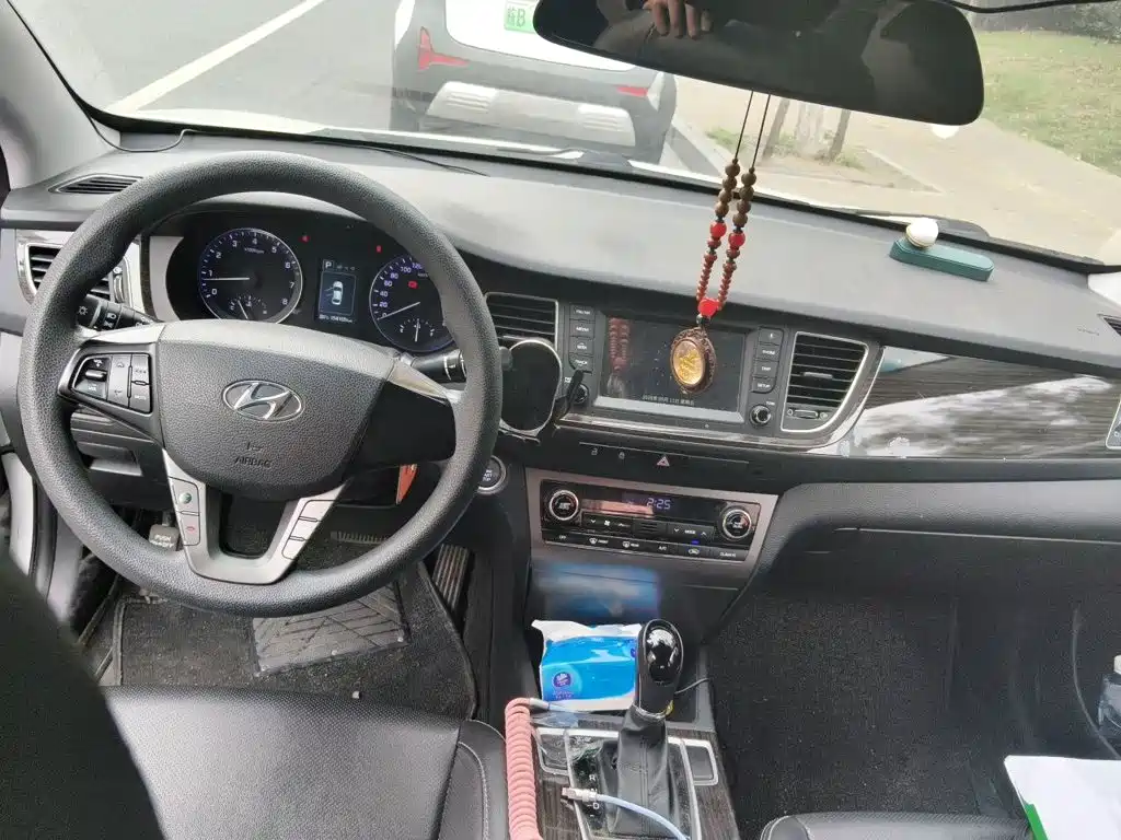 Hyundai Mistra — миниатюра 5