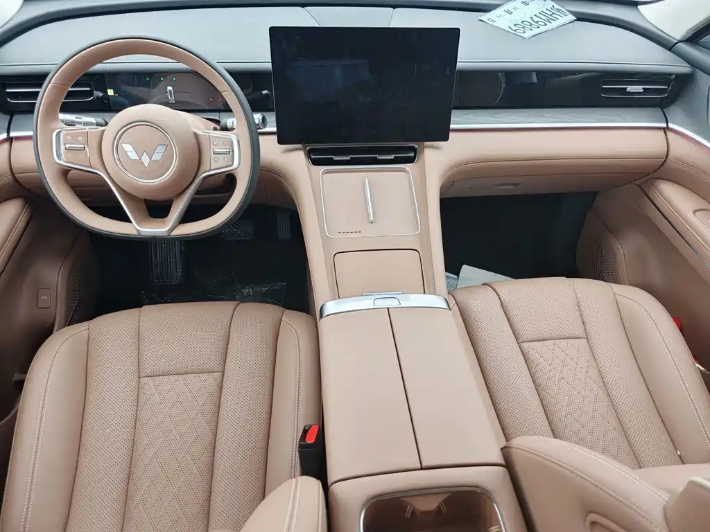 Wuling Xingguang L — миниатюра 10