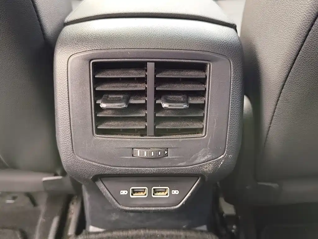 VOLKSWAGEN T ROC EXPLORING SONGS