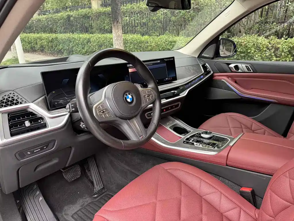 BMW X5 2023 xDrive 30Li Premium M Sport