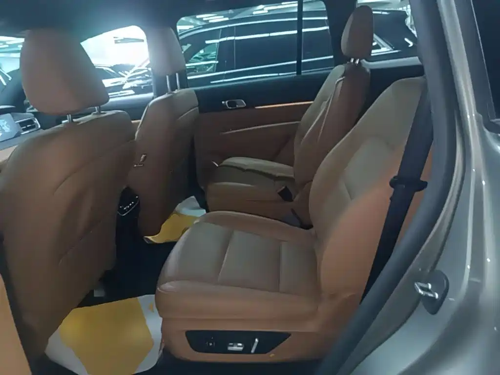 Li Auto Li ONE — миниатюра 17