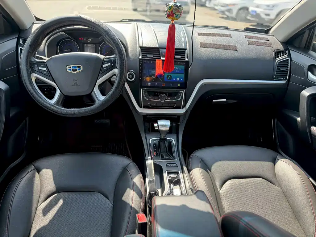 Geely Emgrand — миниатюра 5