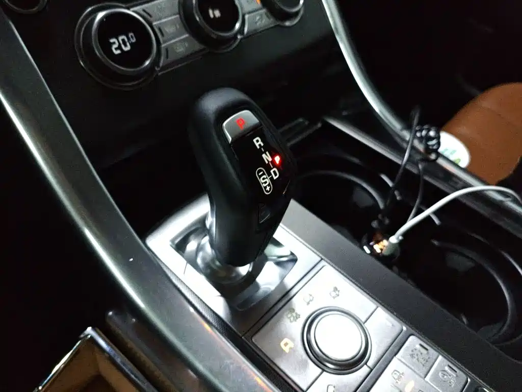 Land Rover Sport — миниатюра 10
