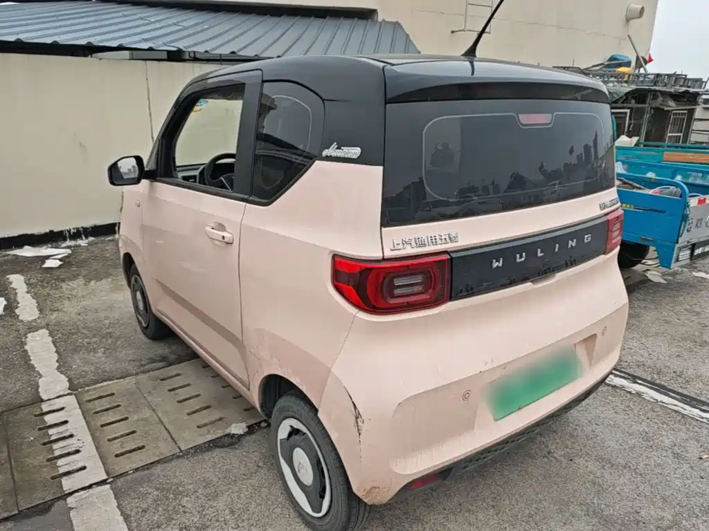 Wuling MINIEV — миниатюра 5