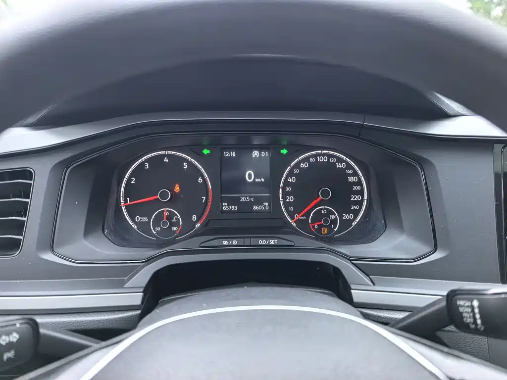 Volkswagen Polo — миниатюра 7