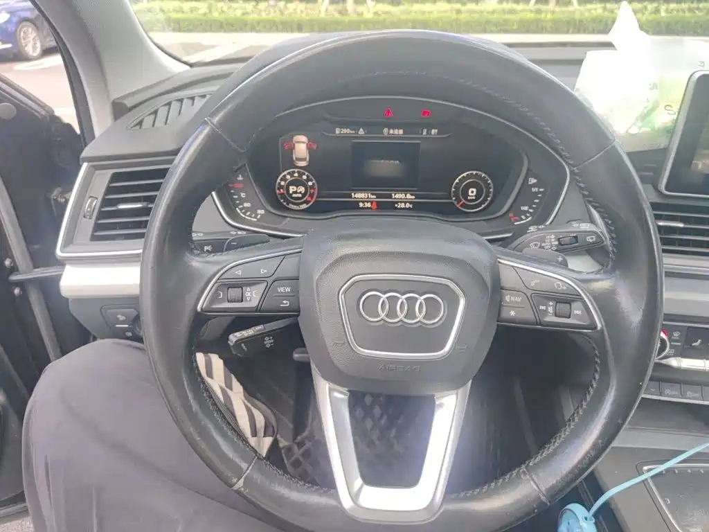 Audi Q5L — миниатюра 11