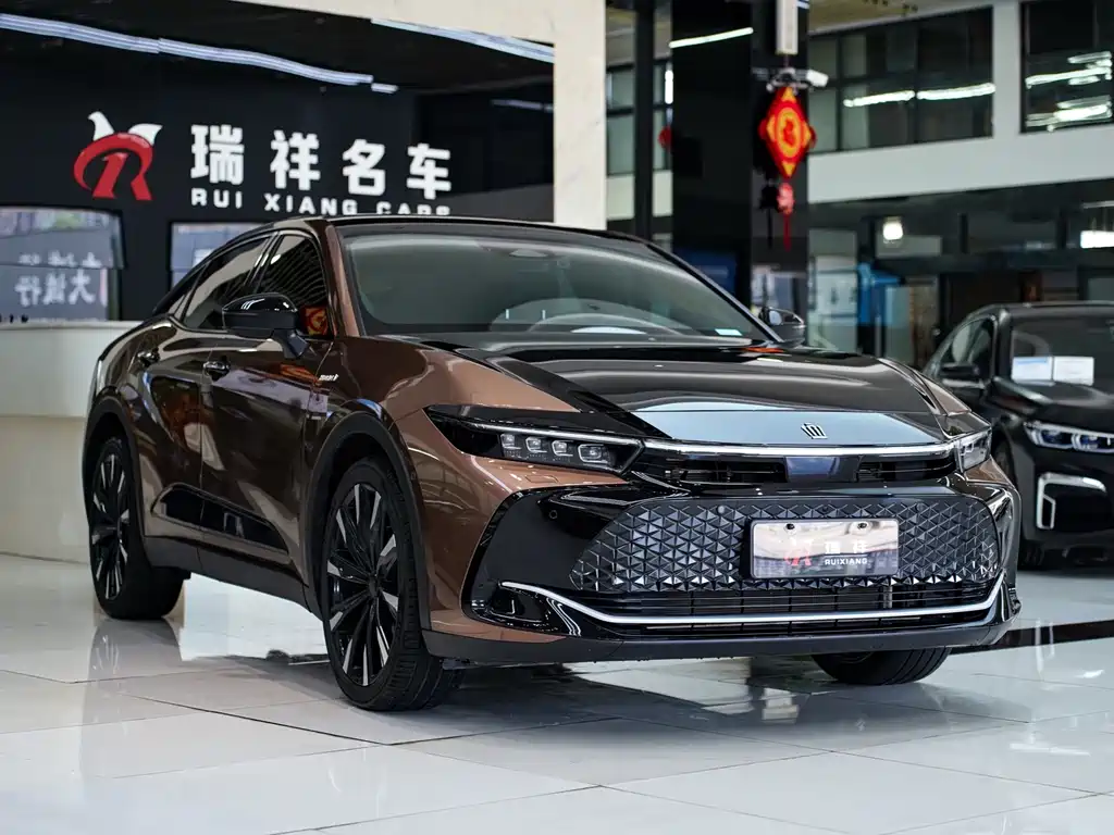 Toyota Crown SportCross — миниатюра 20