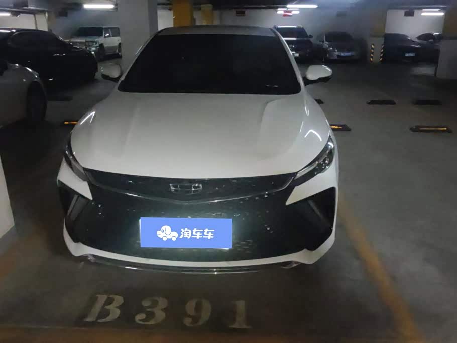 Geely Emgrand L 1.4 л 2022 г. Белый, пробег 14200 км