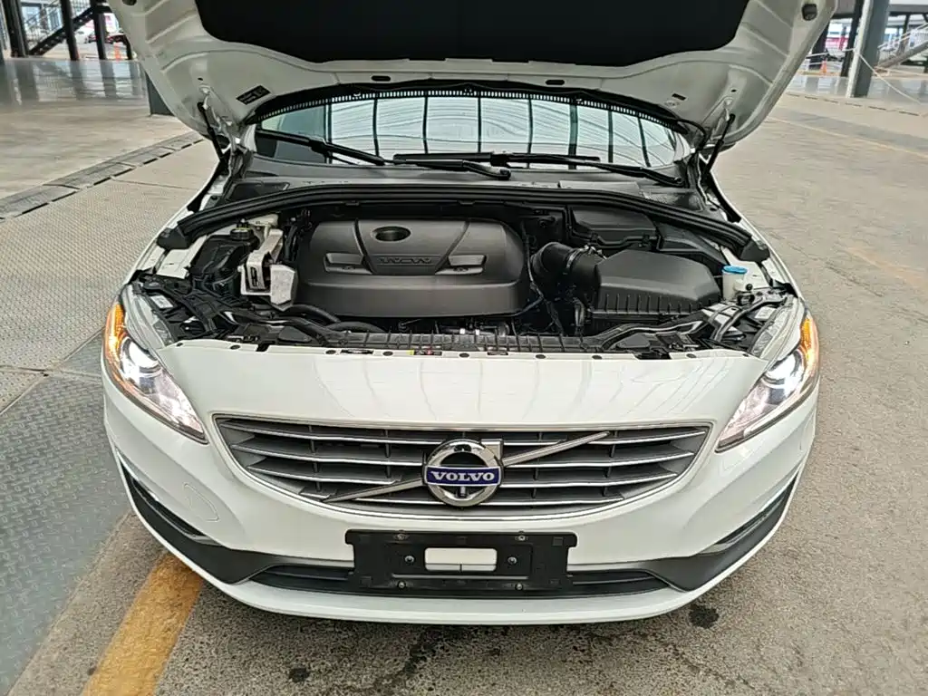 Volvo S60 — миниатюра 20