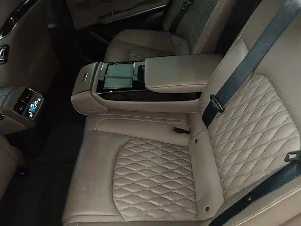 BYD Han — миниатюра 17