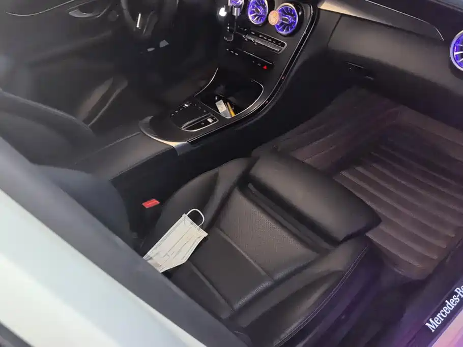 Mercedes-Benz C-Class — миниатюра 8