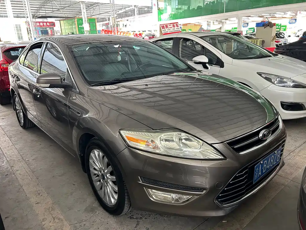 Ford Mondeo Zhisheng — миниатюра 2