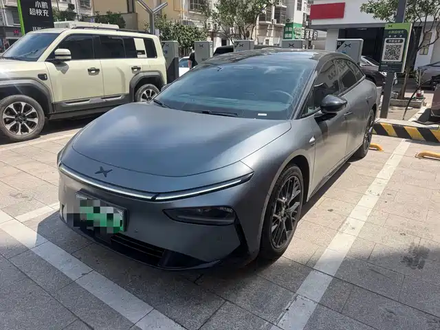 2024 Xpeng P7