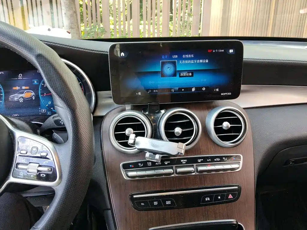 Mercedes-Benz GLC — миниатюра 14