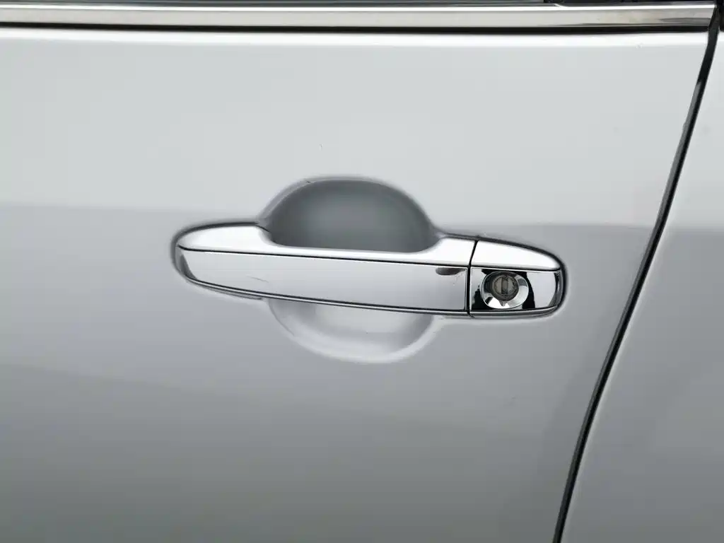 Toyota Camry — миниатюра 18